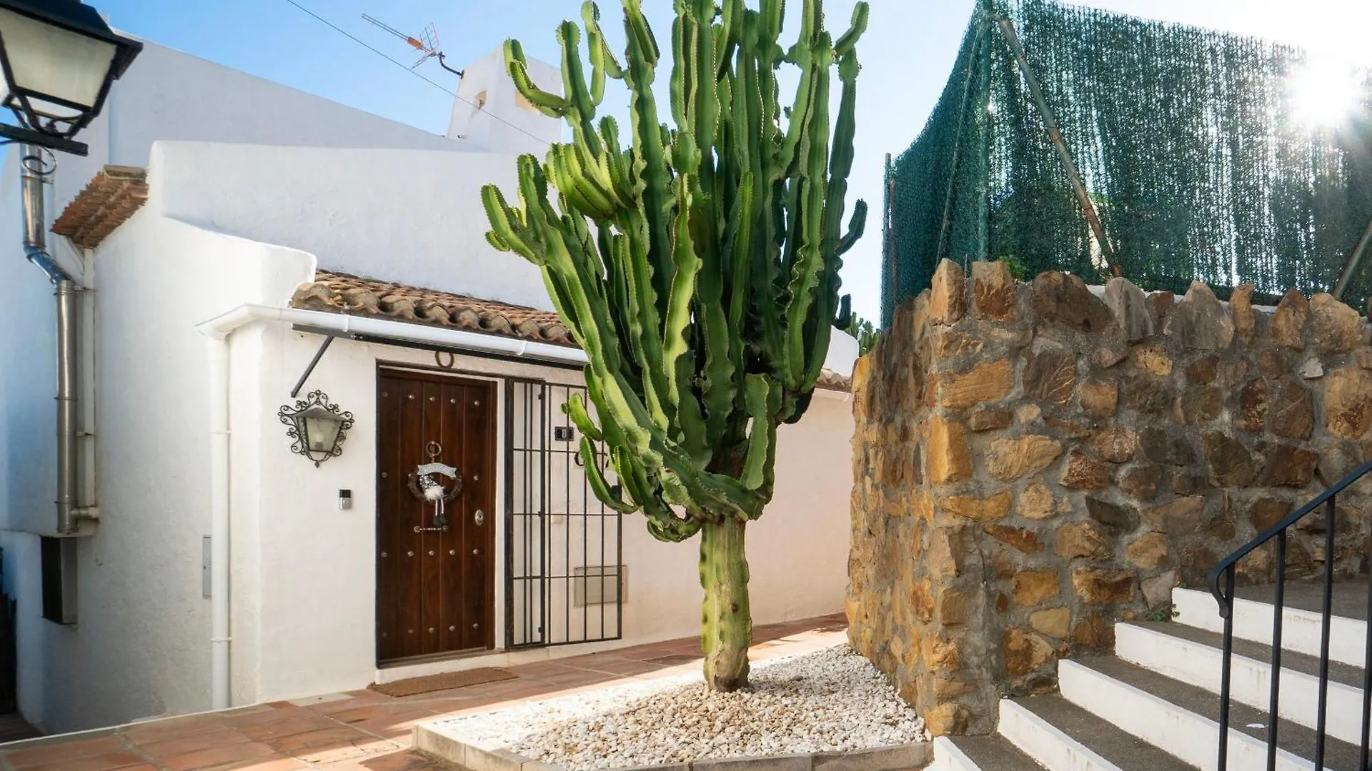 Beachhouse Galore Estepona İspanya